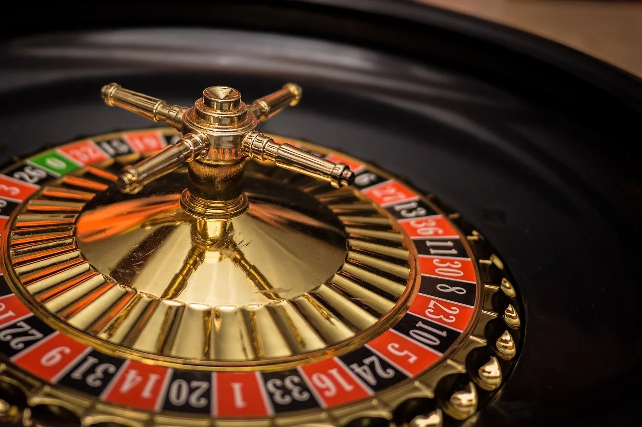 Cómo evaluar un casino con retiro inmediato